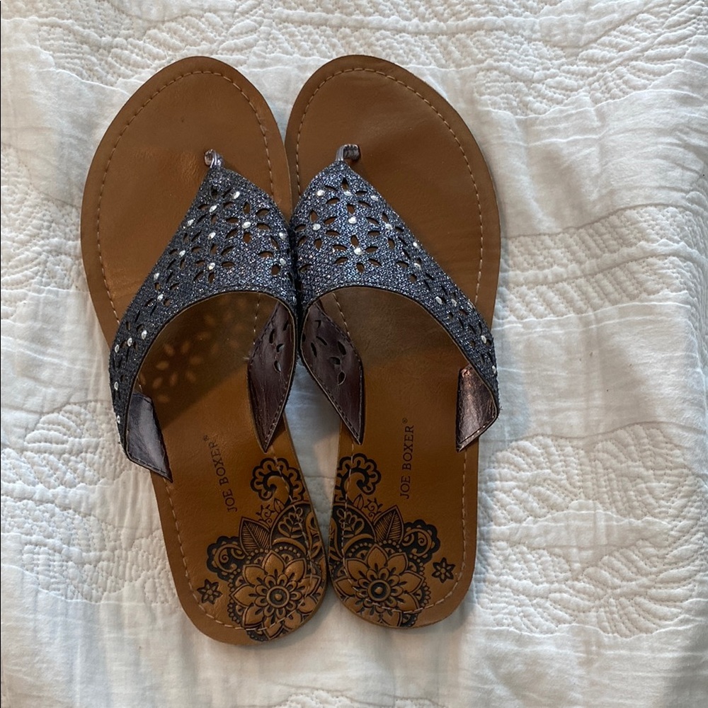 Joe Boxer Brown Sandals with Sparkly Embellishments - Size 9/10